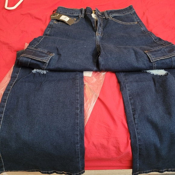 Bebe Jeans - Picture 5 of 5